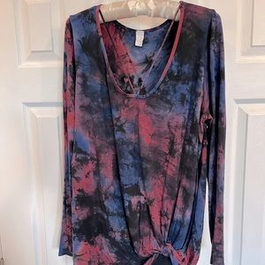 Women’s Long Sleeve Top